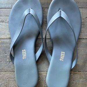 TKEES flip flops